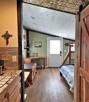 jcs-tiny-tack-house-1
